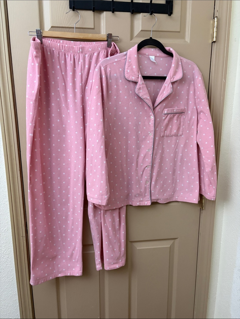 Adonna Pink Polka Dot Two-Piece women Flannel Pajama Set